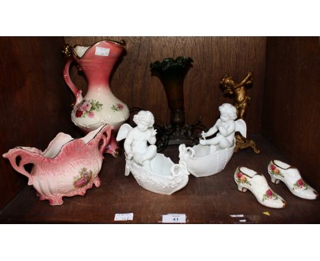 SECTION 41.  An assortment of mixed ceramics and oddments including, a Staffordshire pottery jug, a small brass and glass lam