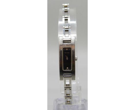 A lady's stainless steel Gucci wristwatch, 13mm including crown