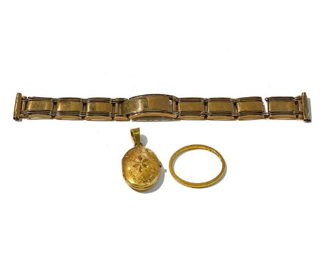 A 9 carat gold bracelet section, length 14.2cm (a.f.); a 22 carat gold band ring, finger size R1/2; and a locket, bale stampe