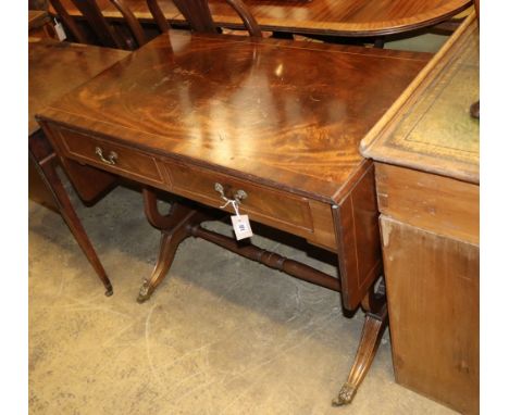 A reproduction mahogany sofa table, W.94cm, D.53cm, H.74cm