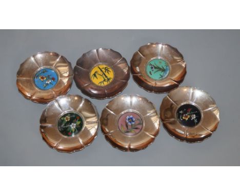 A set of six continental sterling and cloisonne enamel circular nut dishes, 81mm, gross 7.5 oz.CONDITION: Two tiny pieces of 