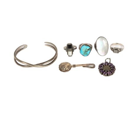 A group of various silver jewellery, including a turquoise set ring, an opal set ring, bangle, pendant etc 