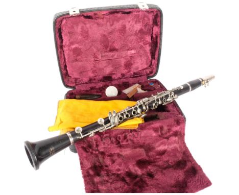 Boosey & Hawkes Ltd - 'Emperor' clarinet, SN 191771 in fitted hard shell case. 