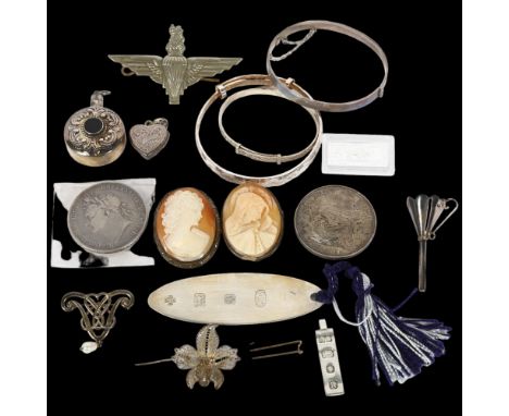 Various jewellery and silver, including USA 5g fine silver ingot, sterling millennium bookmark, cased scent flask and funnel 