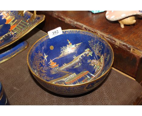 A Wilshaw & Robinson Carlton ware fruit bowl in the barge pattern,. 20cm dia. x 8.5cm high 