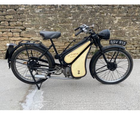 1950 Excelsior Super-Autobyk 98cc Two SpeedReg. no. SSV 915Frame no. AX2P996Engine no. 4328In 1937 Excelsior produced the Aut