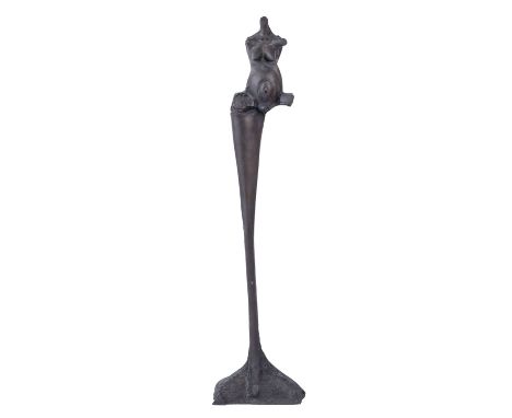 WUNDERLICH PAUL (1927-2010), “weibliche Stehle”, Bronze, dunkel patiniert, im oberen Teil der aufsteigenden Säule monogrammie