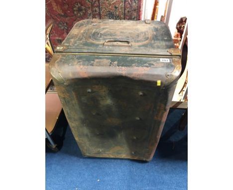 Tin trunk