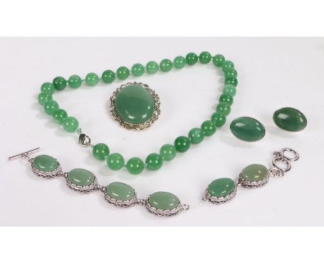 Collection of jade jewellery to include a necklace, brooch, cuff links and a bracelet (5)