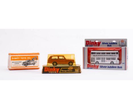 Dinky. A boxed group of three: No 25 Commer Breakdown Lorry,  No 192 Range Rover and No 297 Silver Jubilee Bus (3) 