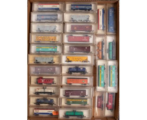 Life-Like N gauge. A boxed group of American outline rolling stock: including 5784A three dome tank car 'Shell',  S786A Hoppe
