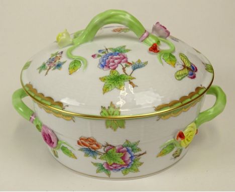 Herend Hand Painted Queen Victoria Covered Tureen. Signed With Blue Herend Backstamp, 43/VBO. Good Condition.  Measures 5 Inc