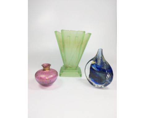 A glass Pilgrim Flask shaped vase, 14.5cm, a globular pink glass vase, 8cm, and a green frosted glass art deco-style vase, 20