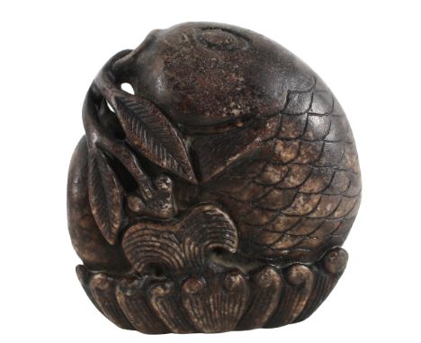 Chinese Reddish Brown Jade Fish Group A large and small fish, rising above waves and grasping sea grasses Size: 3 5/8 x 1 x 3