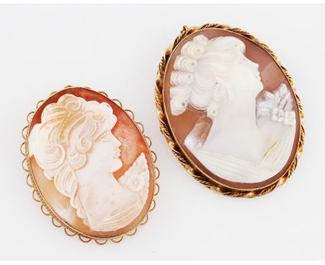 Two 9ct yellow gold framed cameo brooches, both featuring carved female portrait, hallmarked Birmingham 1974 and 1981, both w