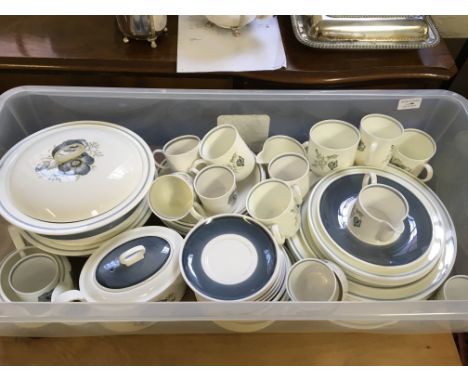 A Wedgwood ‘Gleen Mist’ Susie Cooper design tea and dinner service.