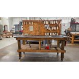 MOBILE WOODEN WORK BENCH