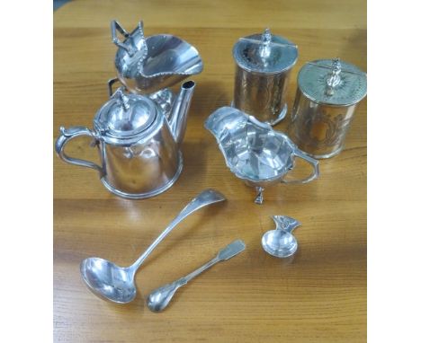 A Scottish silver caddy spoon, Edinburgh 1989 EBM, a silver sauceboat, total approx 3.4 troy oz, a pair of plated caddies and