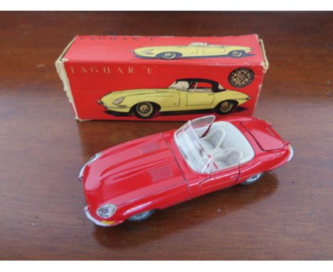 A boxed Tekno Jaguar E type no 927 - minor play wear 