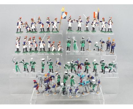 Airfix, Other - A regiment of over 50 loose French Napoleonic 1:32 scale plastic figures by Airfix / similar. Many of the col