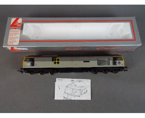 Lima - A boxed Lima #205002 OO gauge Class 66 diesel locomotive, Op.No.66068 'Lochnagar' in Railfreight Coal livery. Model ap