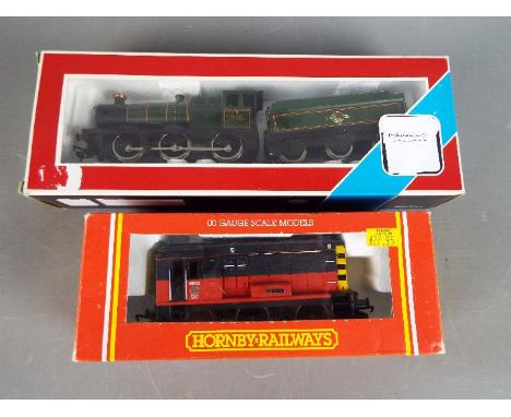 Hornby, Mainline - Two boxed OO gauge locomotives. Lot includes Hornby R050 Class 08 diesel shunter Op.No.08633 'The Sorter' 