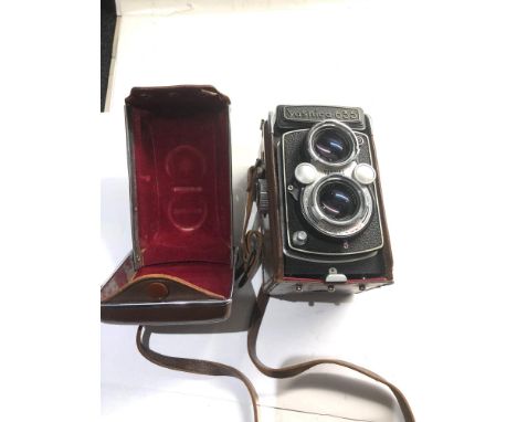 Vintage Yashicaflex camera please see images for details untested 