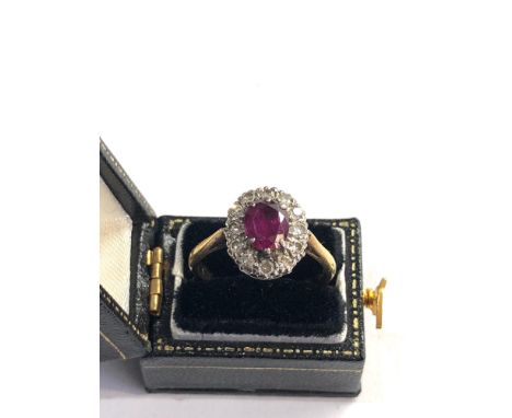 Vintage 18ct gold and platinum ruby and diamond ring weight 4.3g 