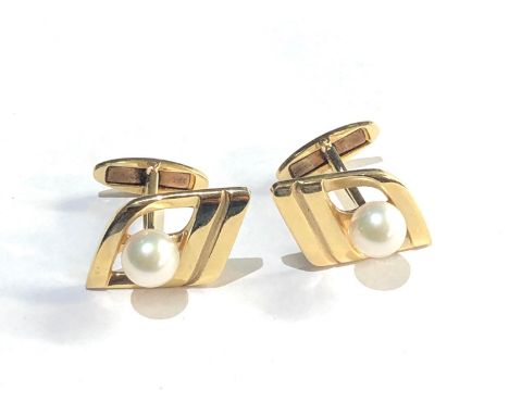 Mikimoto 14ct gold cufflinks 