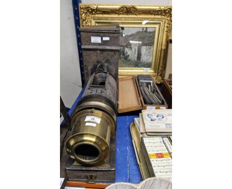 MAGIC LANTERN WITH TIN CASE, VINTAGE LEATHER CASE WITH VARIOUS LANTERN SLIDES, WOODEN BOX WITH LARGE QUANTITY OF LANTERN SLID