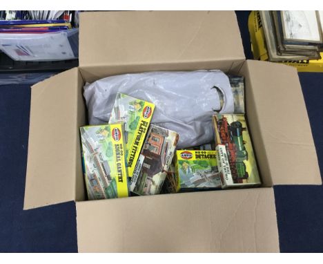LOT OF AIR FIX MODELS, including an engine shed, signal gantry and platform fittings