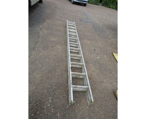 Alloy extending ladder from a house clearance 