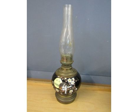 Oil lamp with painted enamelled base
