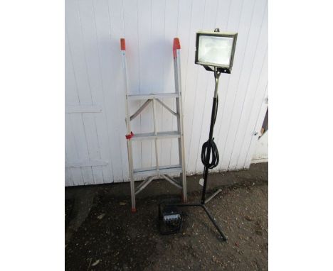 Folding alloy step ladder and 2 work lights 