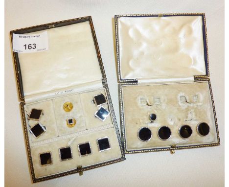 18ct gold, platinum and onyx cased stud and cufflinks set, together with another similar part set with 15ct platinum and onyx