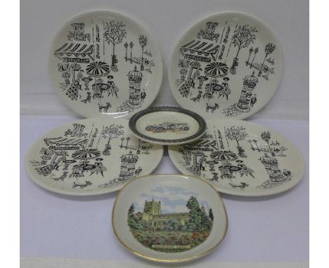 Four Parisienne plates, a Wade Rolls-Royce dish and one other dish