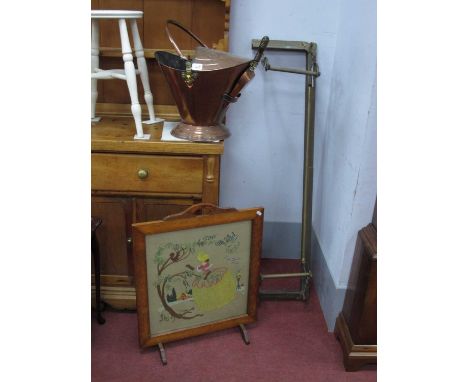 Early XX Century Copper Coal Bucket, with a shovel, together with a brass fender and a fire screen (3).