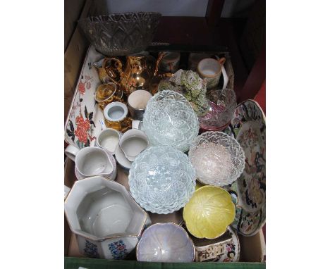 Losle Ware Jug, Beswick sundae dishes, Old Foley tray, etc:- One Box.