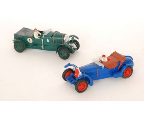 A Scalextric 4.2 litre green Bentley racing car and a similar blue Alfa Romeo model. (2)