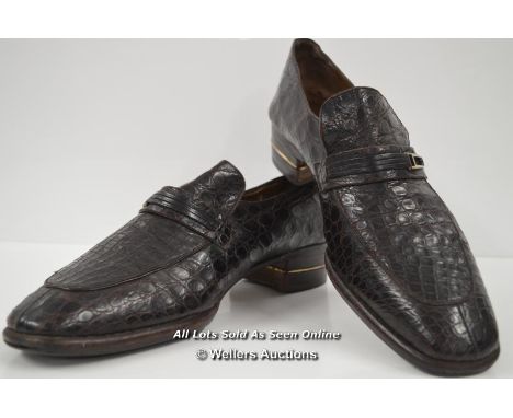*MENS CROCODILE SHOES / VINTAGE MORESCHI GENTS CROCODILE SHOES, SIZE 8.5 [LQD197]