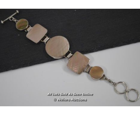 *VINTAGE STERLING SILVER MOTHER OF PEARL MODERNIST DESIGN BRACELET PORTUGAL C.80S [LQD197]