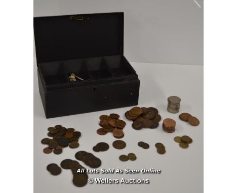 VINTAGE METAL MONEY BOX WITH KEYS CONTAINING VINTAGE COINS INCLUDING VICTORIAN 1891, NEPOLEON 3RD 1854, ITALIAN CENTESIMI 180