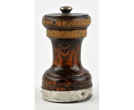 George V silver and wood pepper grinder Birmingham 1927