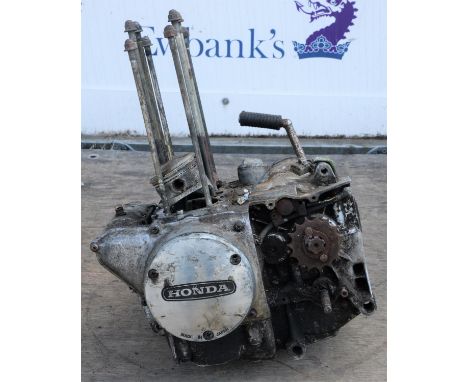 Honda - One Cylinder Motorbike engine 