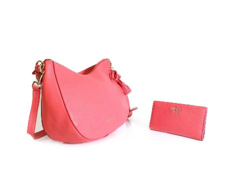 A Kate Spade pink shoulder bag, with detachable shoulder strap, gold tone hardware, zip closure, interior with zip pocket, 27