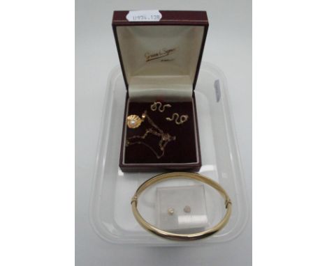 A Modern QVC 925 Gilt Hinged Bangle, (sprung hinge); together with novelty serpent earrings, a shell pendant on fine chain, f