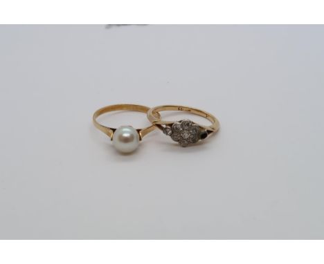 An 18ct hallmarked diamond cluster ring damaged together with an approx 18ct (tested) yellow gold pearl ring, size N/O, total