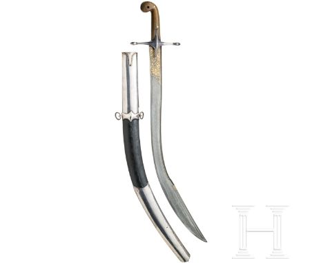 Silbermontierter und goldtauschierter Kilic, osmanisch, um 1820  Typisch geschwungene Klinge aus Schweißdamast mit ausgeprägt