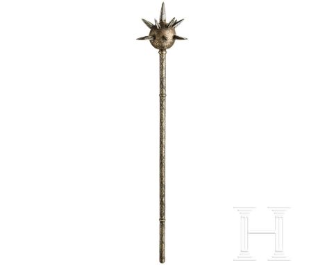 Silberplattierter Morgenstern, Indien, um 1800  Runder, hohl gearbeiteter Schlagkopf mit zwei Reihen vierkantiger, gekehlter 