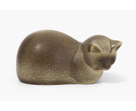   Gustavsberg Tierfigur: Katze. Entwurf: Lisa Larson 1997. Steinzeug, glasiert. Bezeichnet: Lisa L. K-Studion Gustavsberg 97.